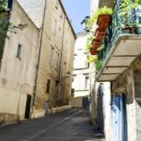 Arc & Peyrou Evasion, Διαμέρισμα *