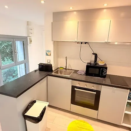 Arc & Peyrou Evasion, *