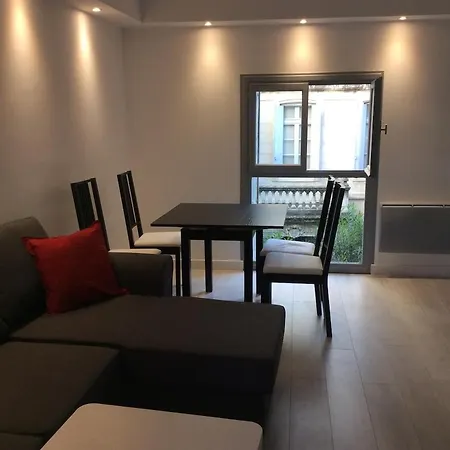 Apartment Arc & Peyrou Evasion, *